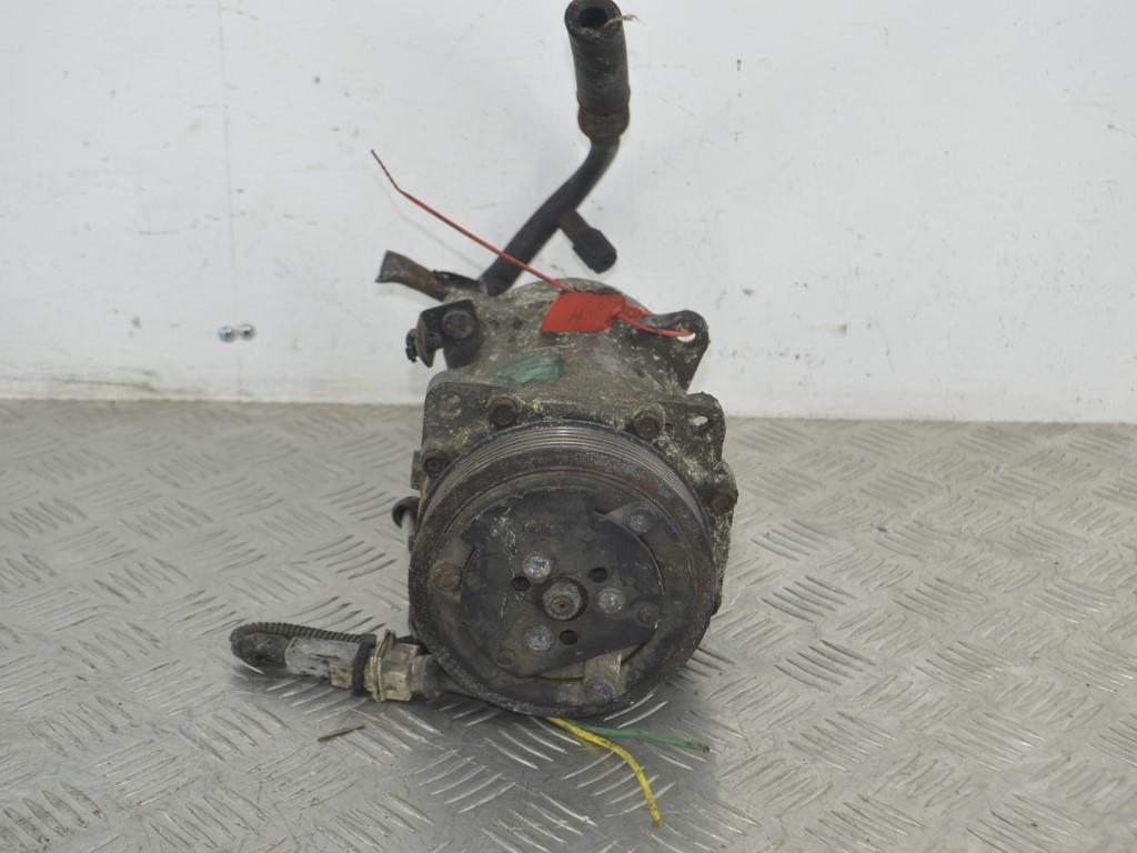 Компрессор кондиционера Peugeot 406 (1995-2004) 1106F