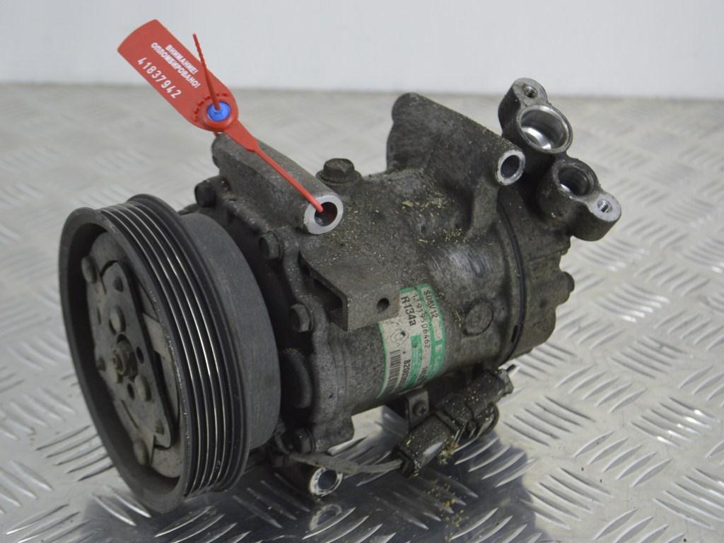 Компрессор кондиционера Renault Clio 2 (1998-2005) 8200365787