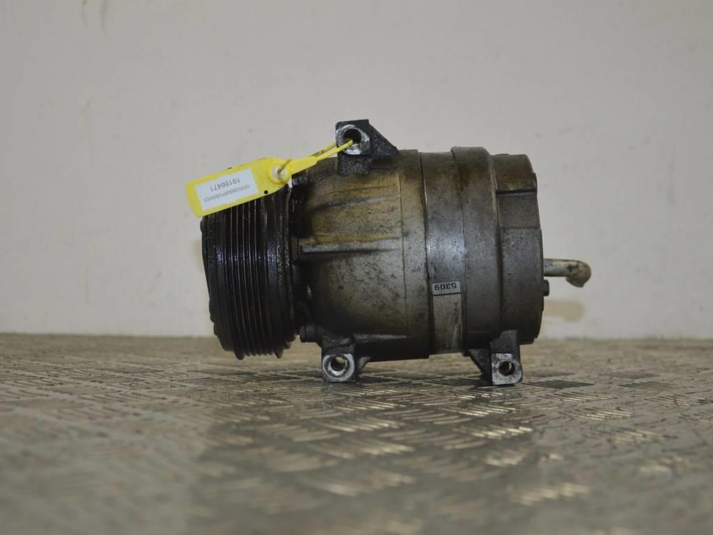 Компрессор кондиционера Renault Espace 3 (1996-2002) 7700105765