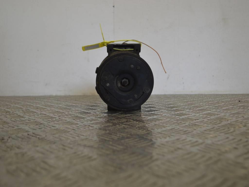 Компрессор кондиционера Renault Espace 4 (2003-2010) 8200421410