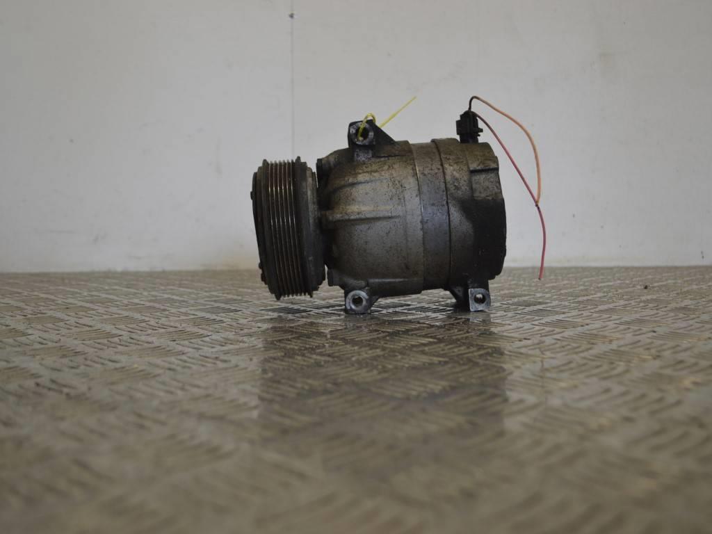 Компрессор кондиционера Renault Espace 4 (2003-2010) 8200421410
