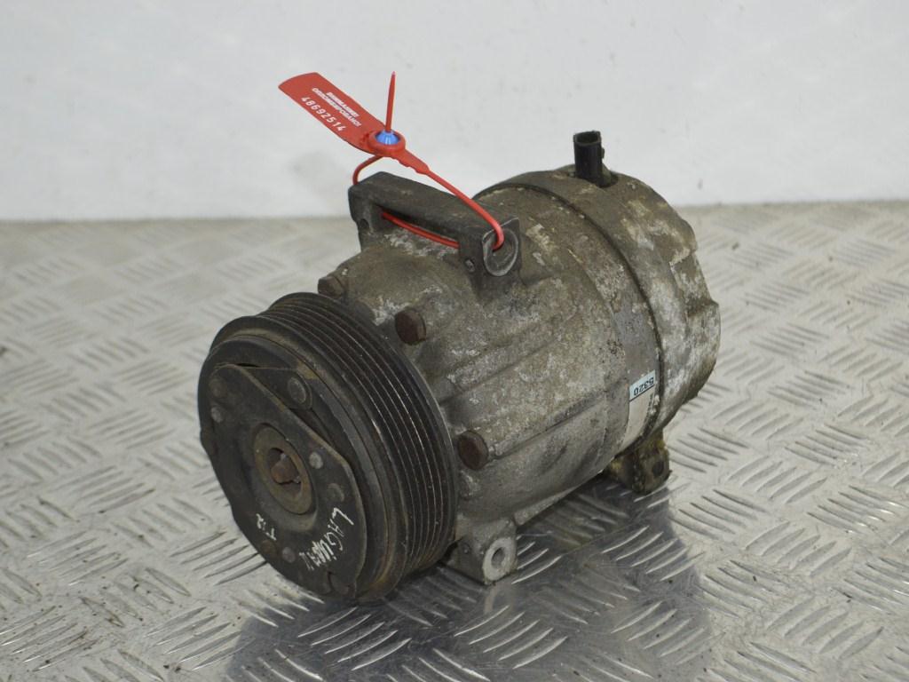Компрессор кондиционера Renault Laguna 2 (2001-2007) 8200021822