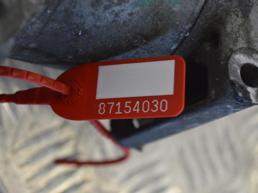 Компрессор кондиционера Renault Megane 2 (2002-2008) 8200457418