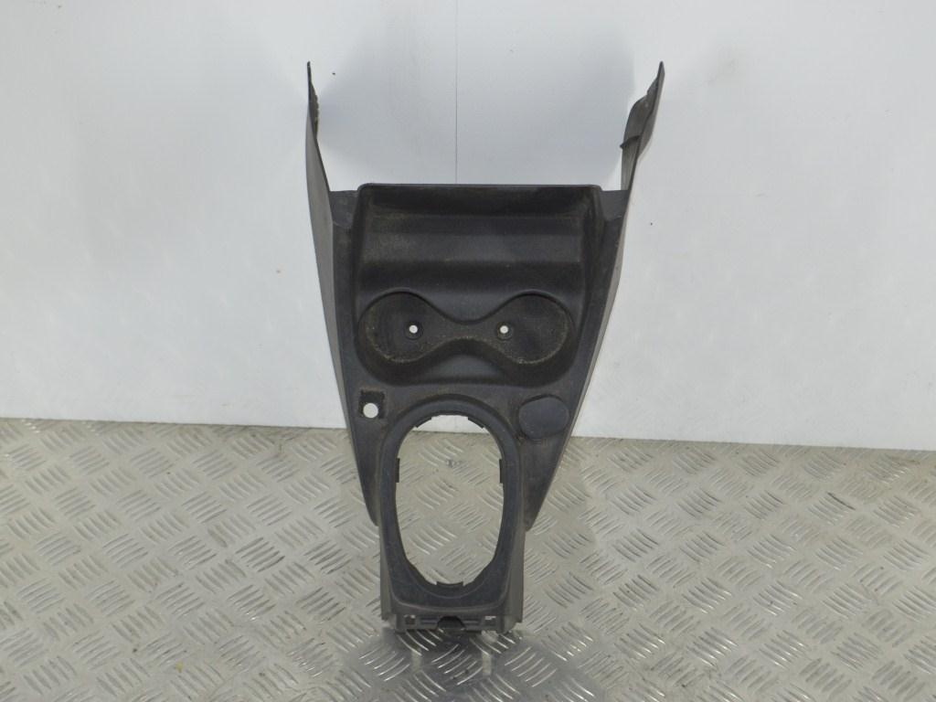 Консоль салона (кулисная часть)