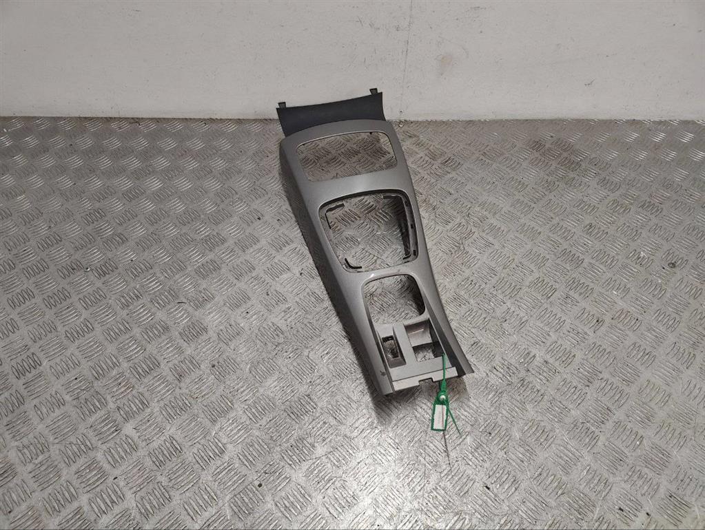 Консоль салона (кулисная часть)