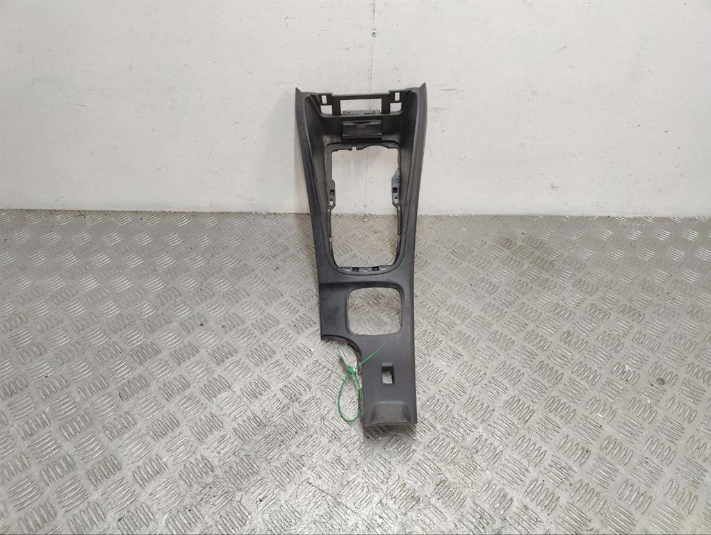 Консоль салона (кулисная часть)