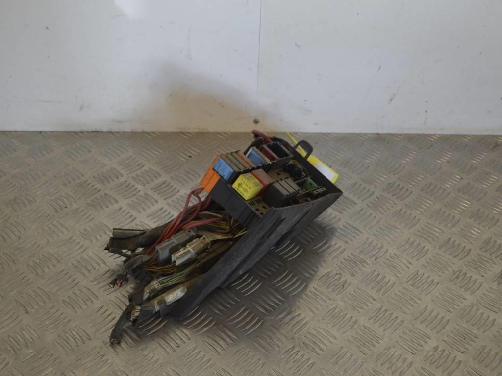 Короб предохранителей