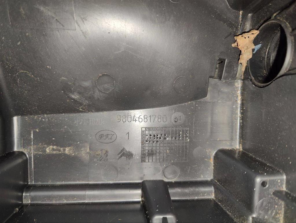 Короб предохранителей