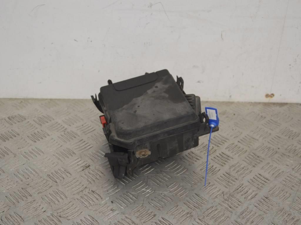 Короб предохранителей