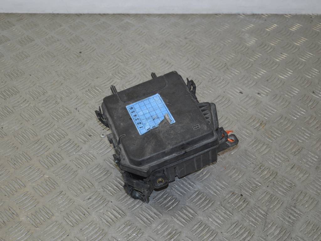 Короб предохранителей