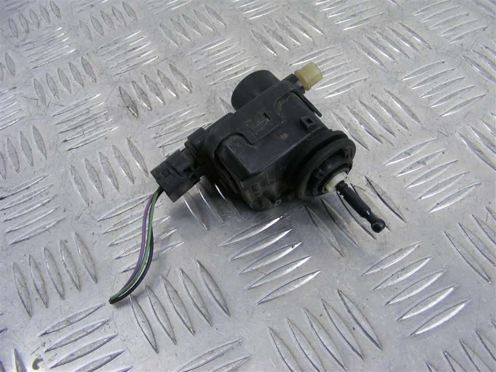 Корректор фар Renault Clio 2 (1998-2005) 7700420737