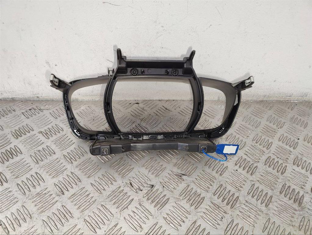 Кожух панели приборов