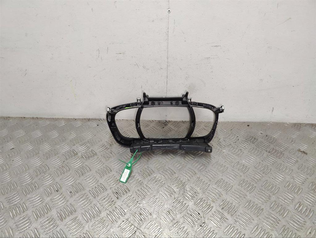 Кожух панели приборов