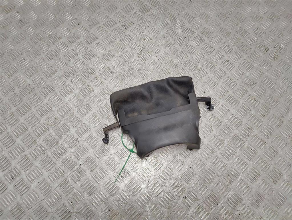 Кожух рулевой колонки