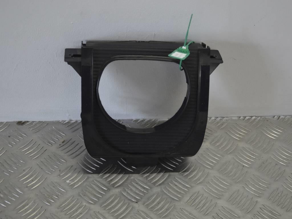 Кожух рулевой колонки