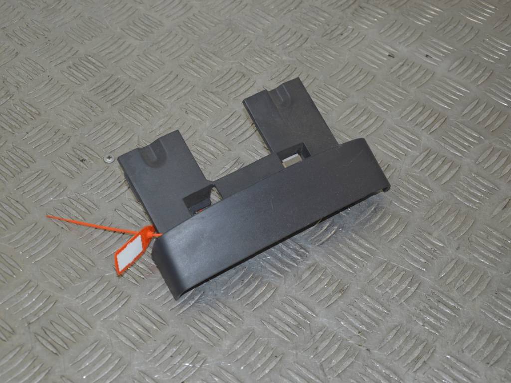 Кожух рулевой колонки