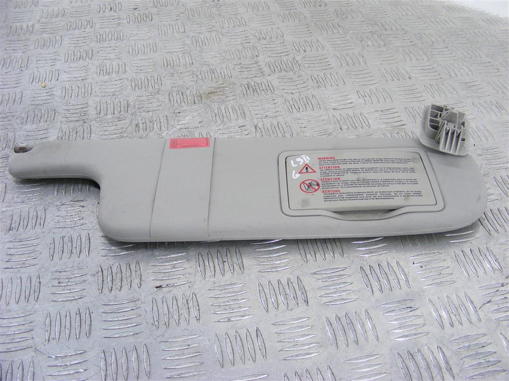 Козырек солнцезащитный