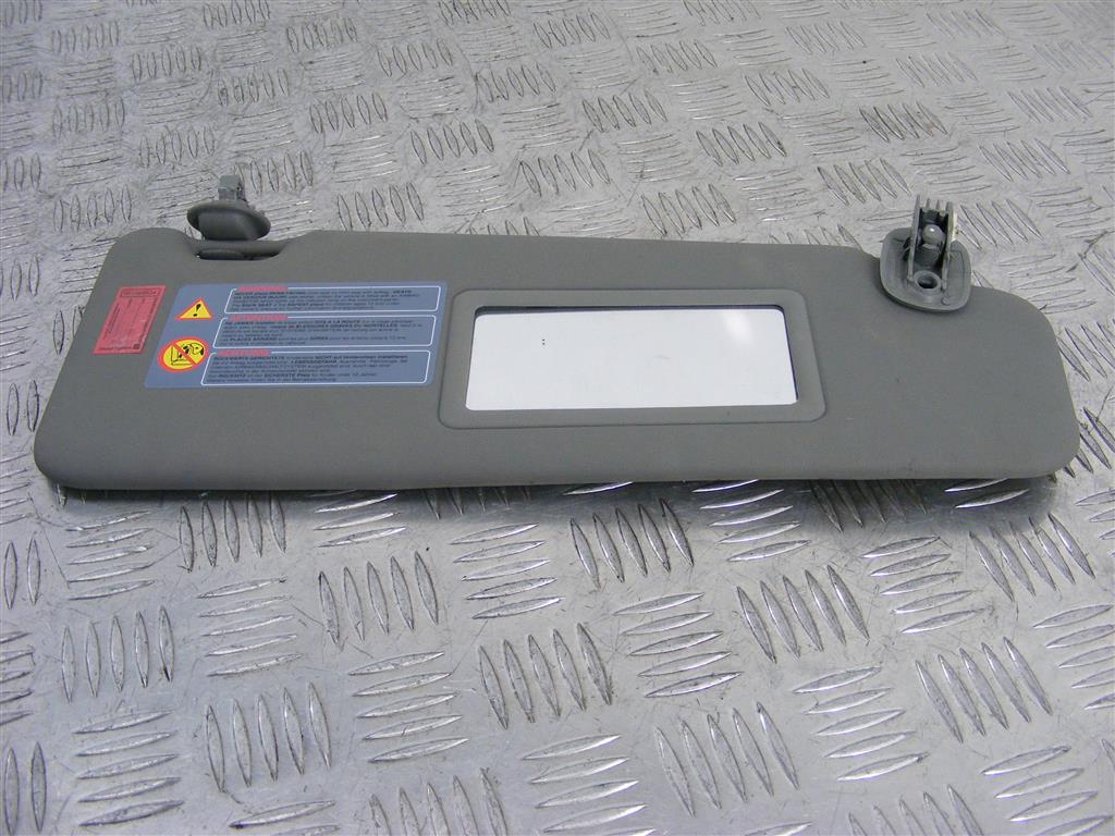 Козырек солнцезащитный