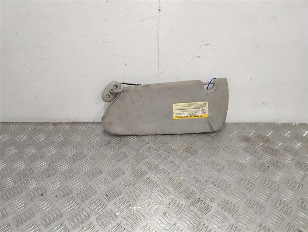 Козырек солнцезащитный