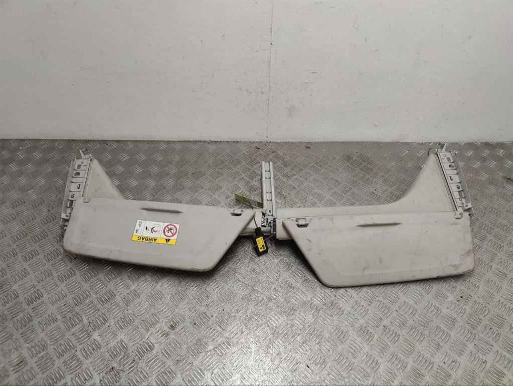 Козырек солнцезащитный