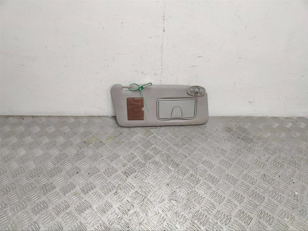 Козырек солнцезащитный