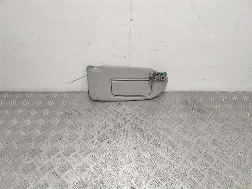 Козырек солнцезащитный