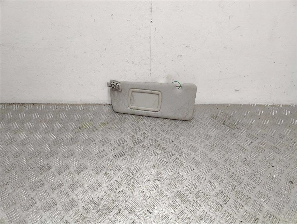 Козырек солнцезащитный