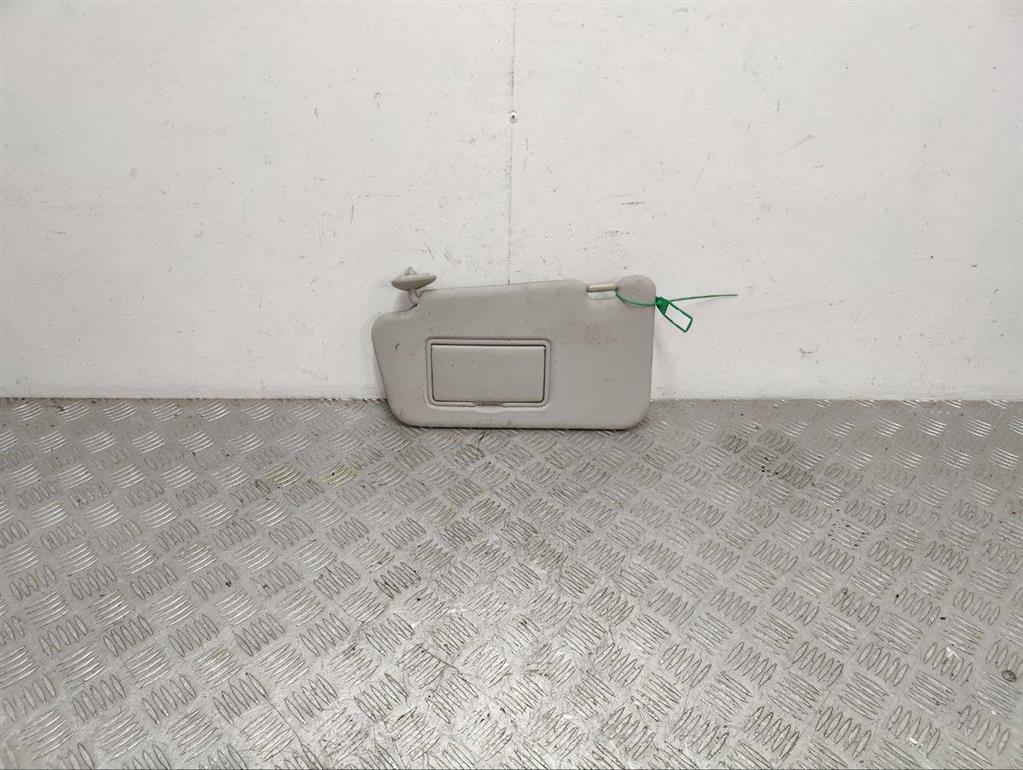 Козырек солнцезащитный