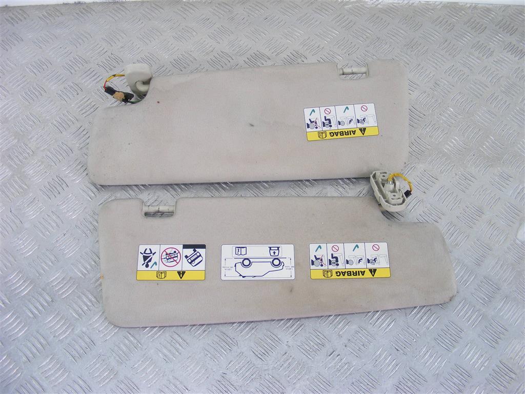 Козырек солнцезащитный