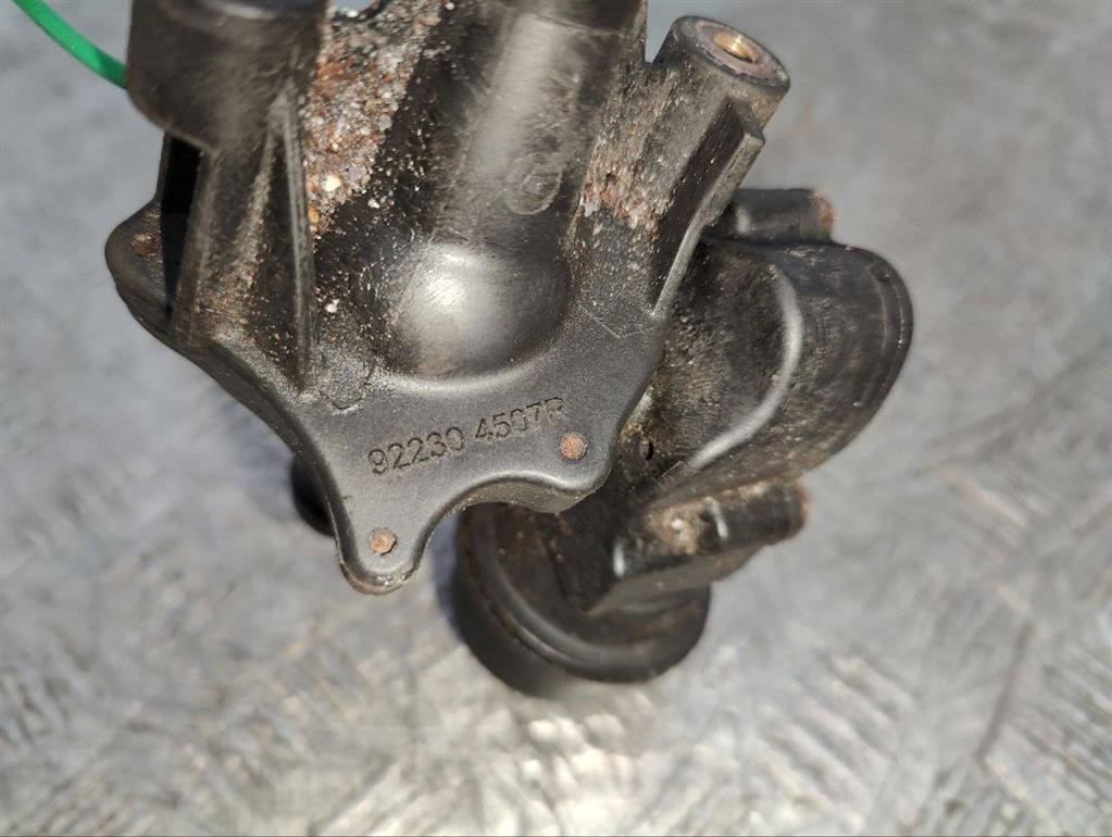 Кран отопителя (печки)