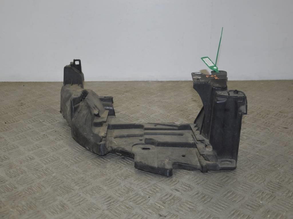 Крепление фары правой