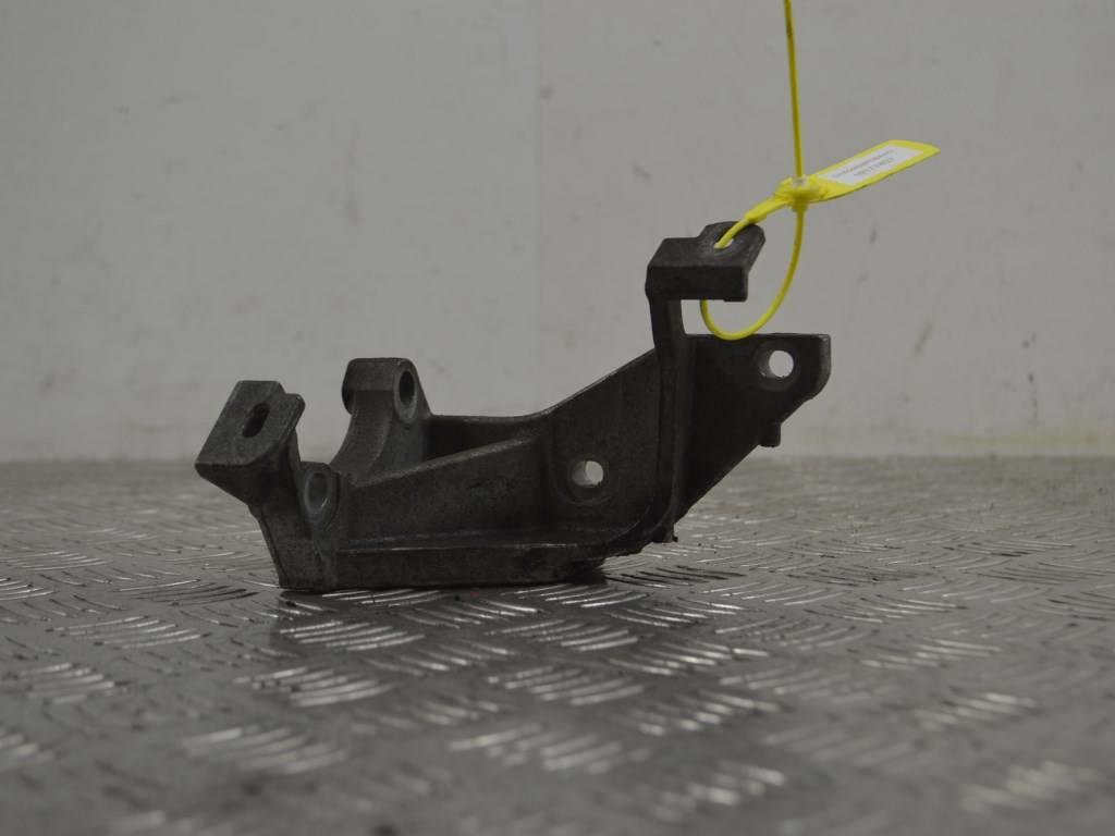 Крепление ТНВД