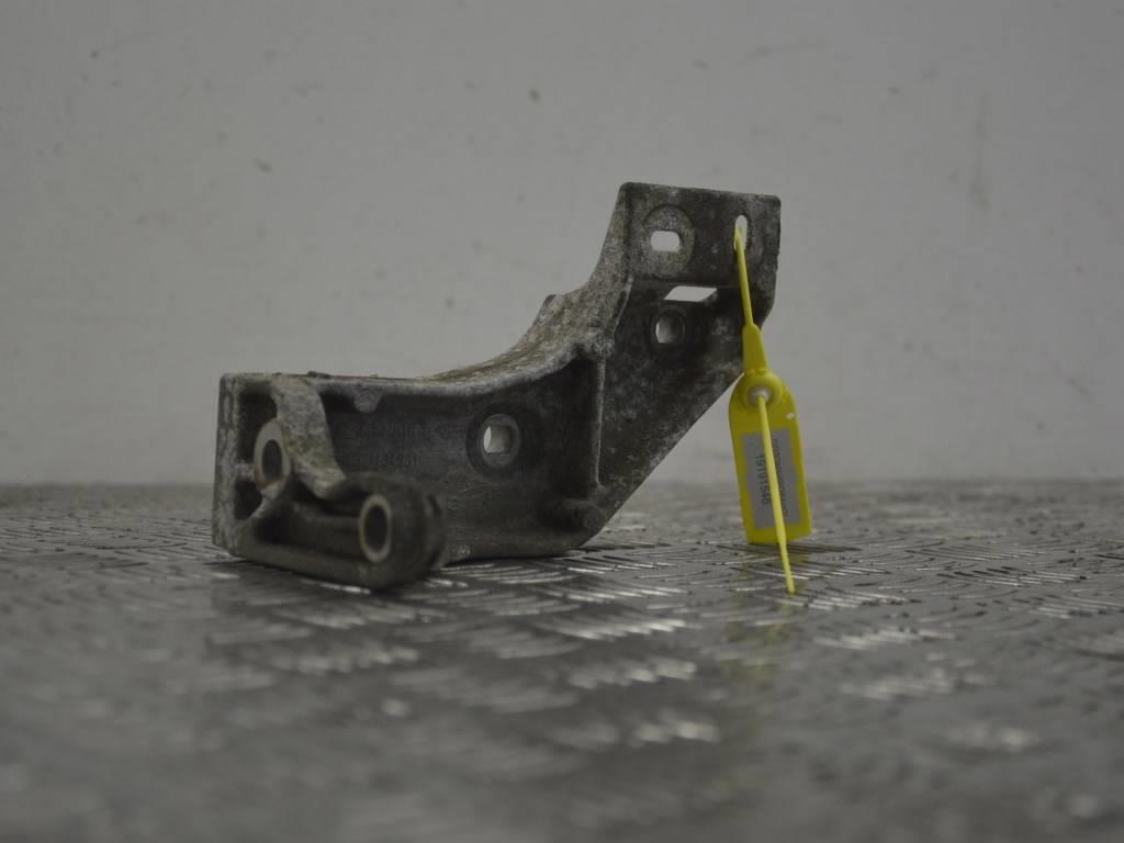 Крепление ТНВД