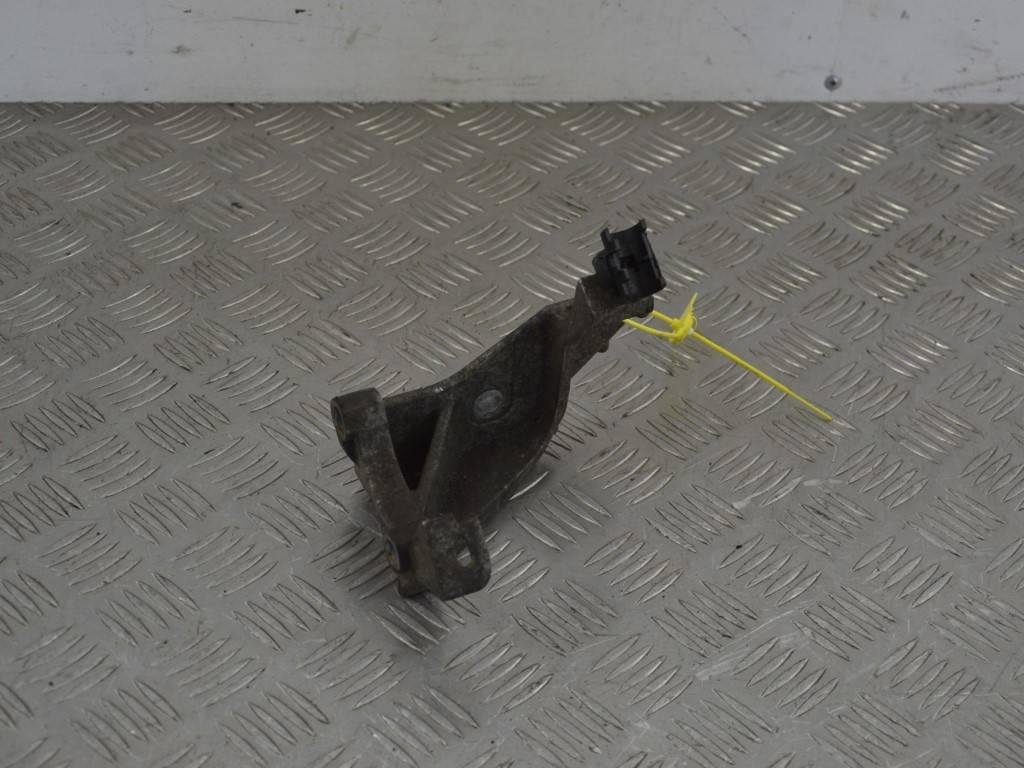 Крепление ТНВД