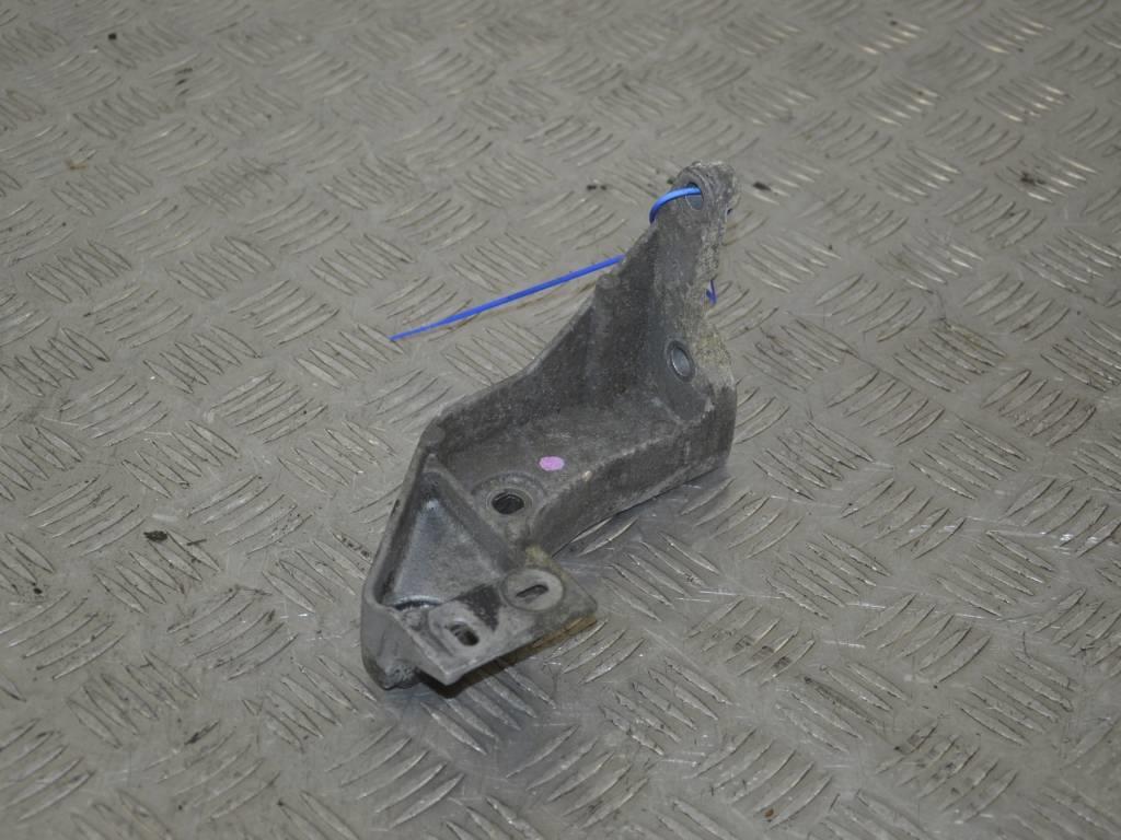 Крепление ТНВД