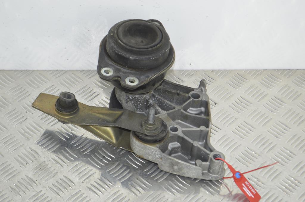 Кронштейн двигателя Renault Espace 4 (2003-2010) 8200000015