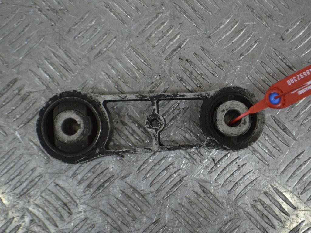 Кронштейн двигателя Renault Laguna 1 (1993-2001) 7700411189