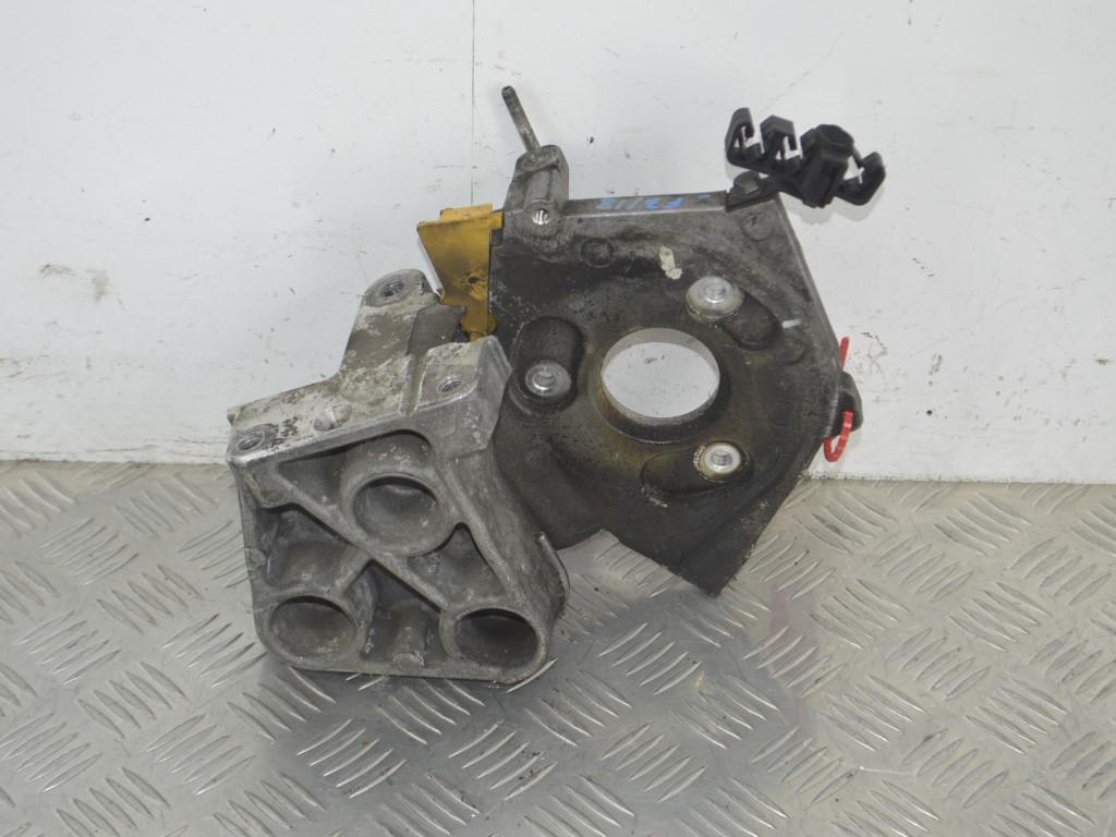 Кронштейн двигателя Renault Laguna 2 (2001-2007) 59506C, 31932D, 51358