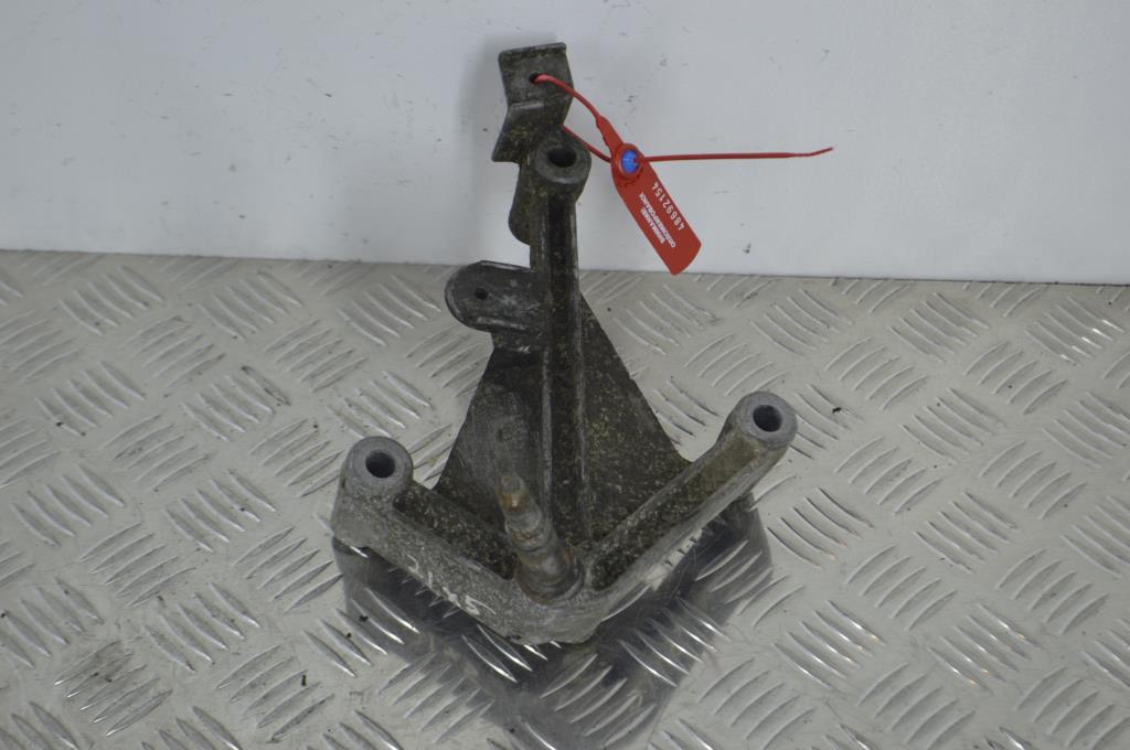 Кронштейн КПП Renault Kangoo 1 (1997-2007) 7700434671