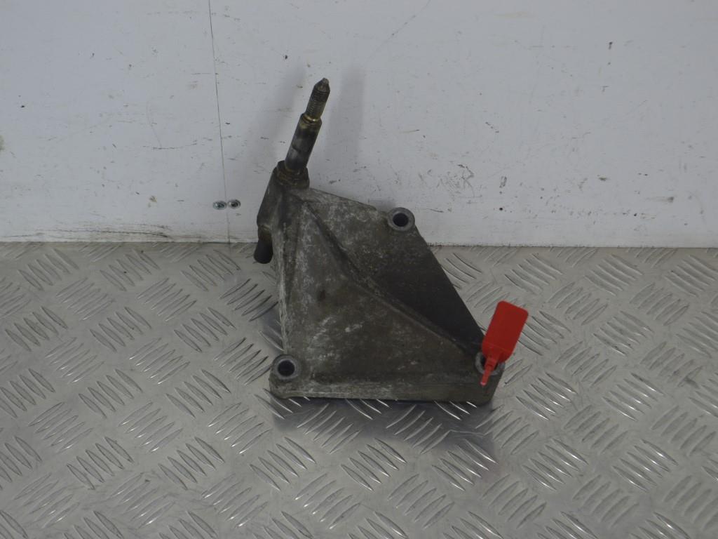 Кронштейн КПП Renault Kangoo 1 (1997-2007) 7700832251