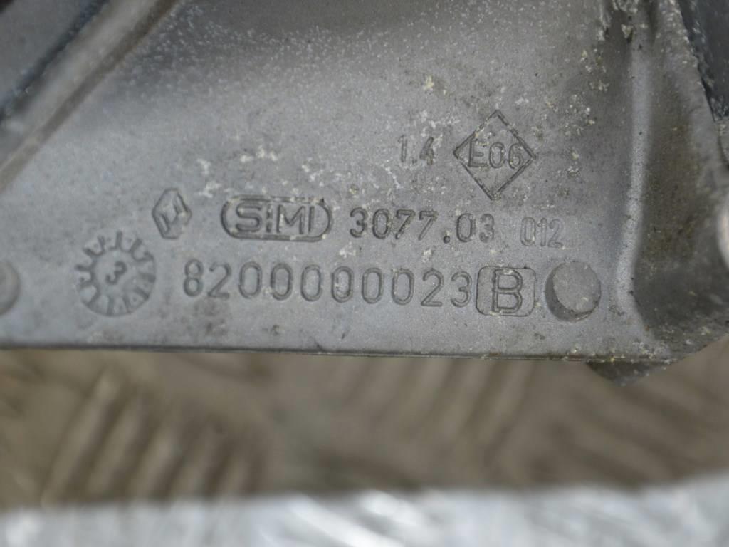 Кронштейн КПП Renault Laguna 2 (2001-2007) 8200000023