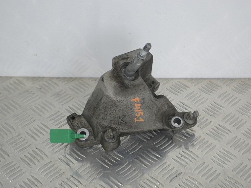 Кронштейн КПП Renault Laguna 3 (2007-2015) 112470001N