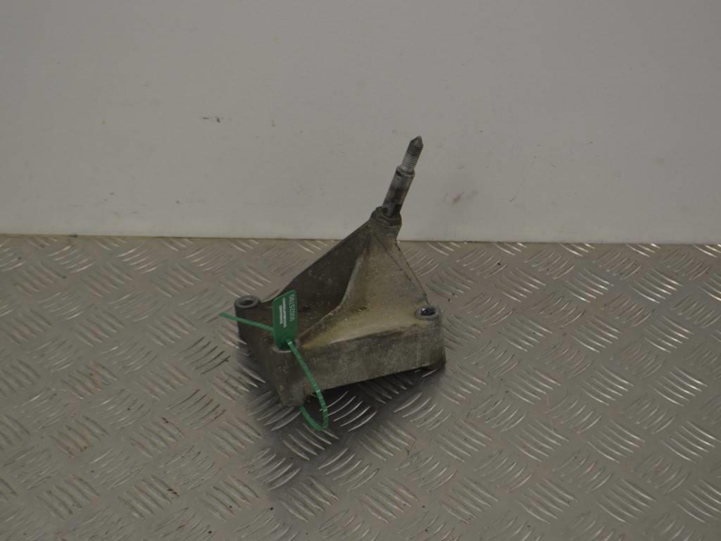 Кронштейн КПП Renault Megane 1 (1996-2002) 7700832251