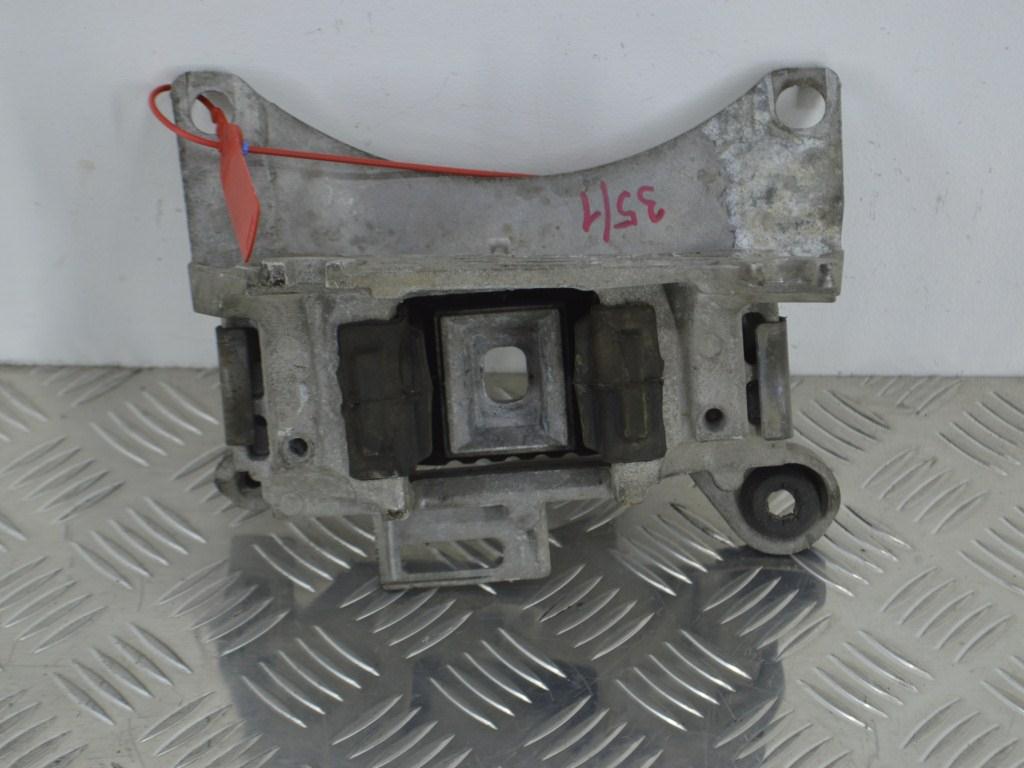 Кронштейн КПП Renault Megane 3 (2008-2019) 112200014R