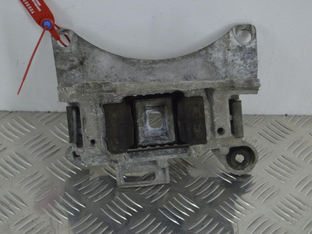 Кронштейн КПП Renault Megane 3 (2008-2019) 112200014R