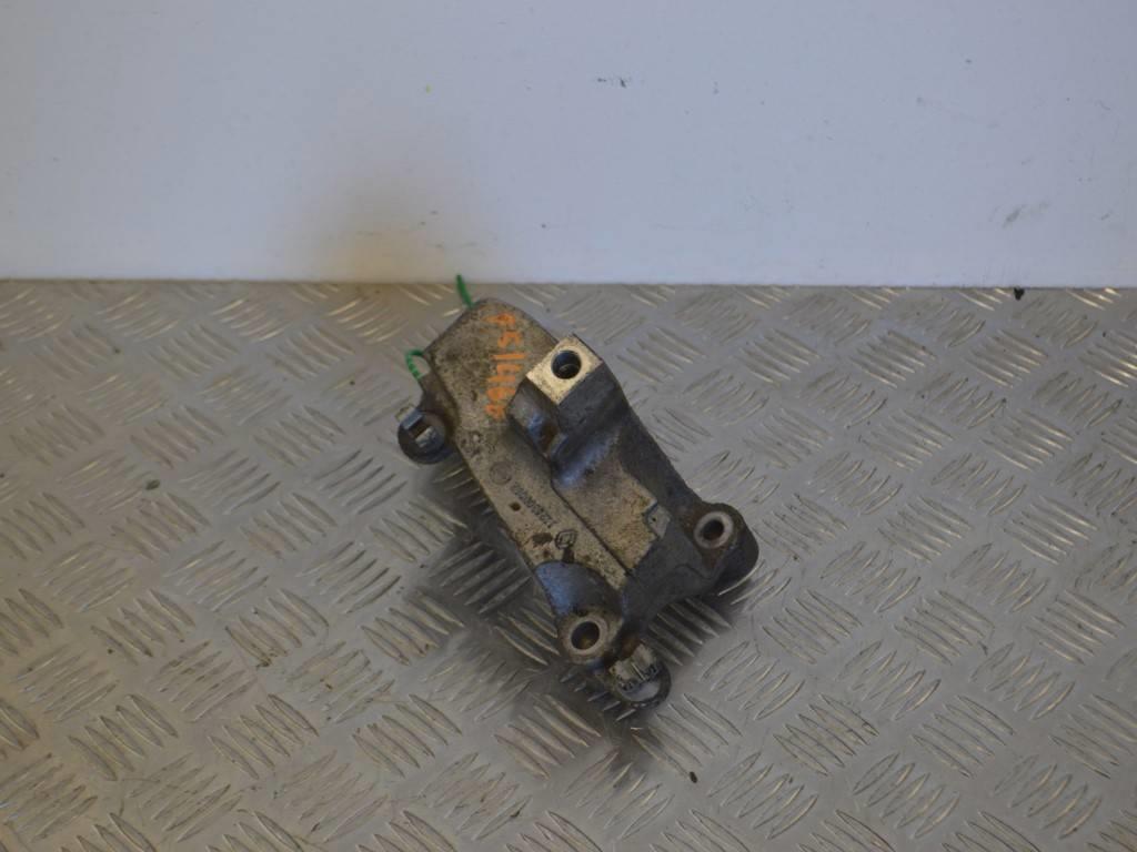 Кронштейн КПП Renault Megane 3 (2008-2019) 112530006R