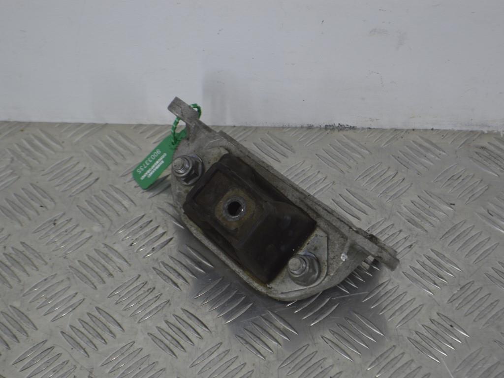 Кронштейн КПП Renault Sandero 1 (2009-2014) 8200216113, 8200014932