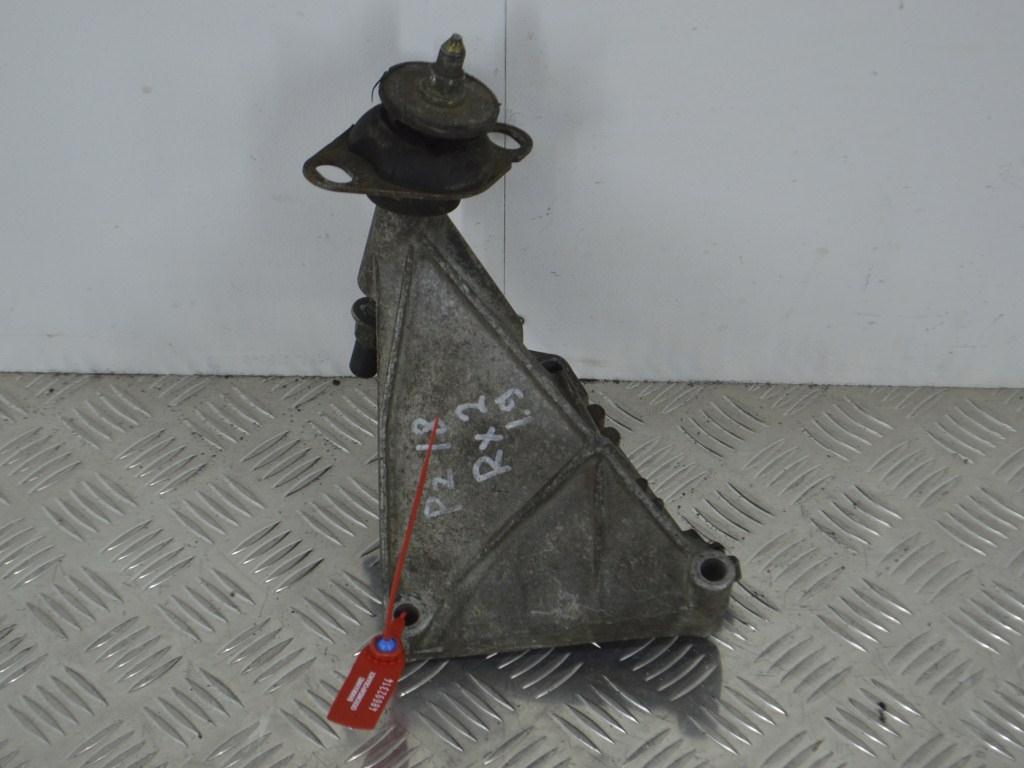 Кронштейн КПП Renault Scenic RX4 (1999-2003) 7700432184