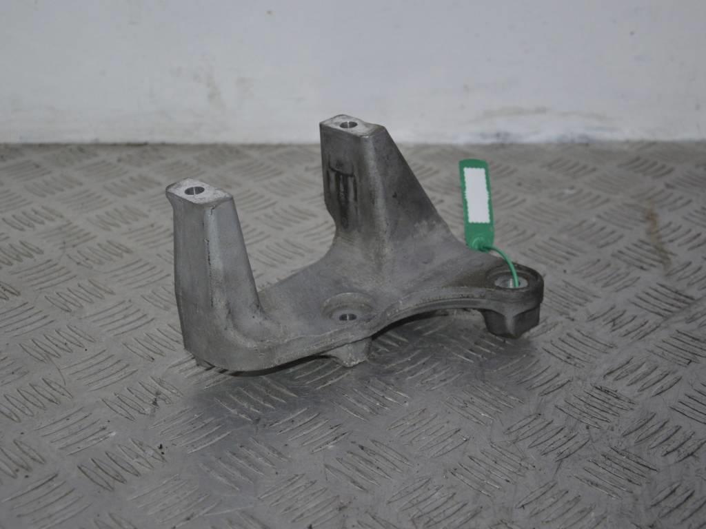 Кронштейн КПП