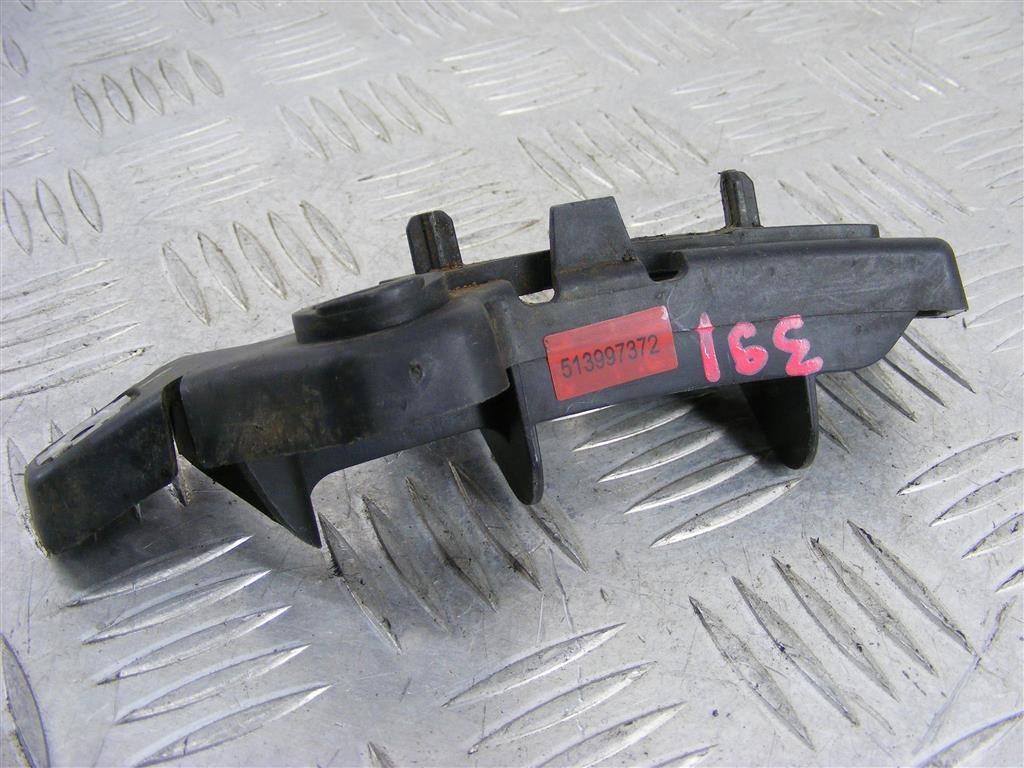 Кронштейн крепления бампера переднего Renault Megane 3 (2008-2019) 620940001